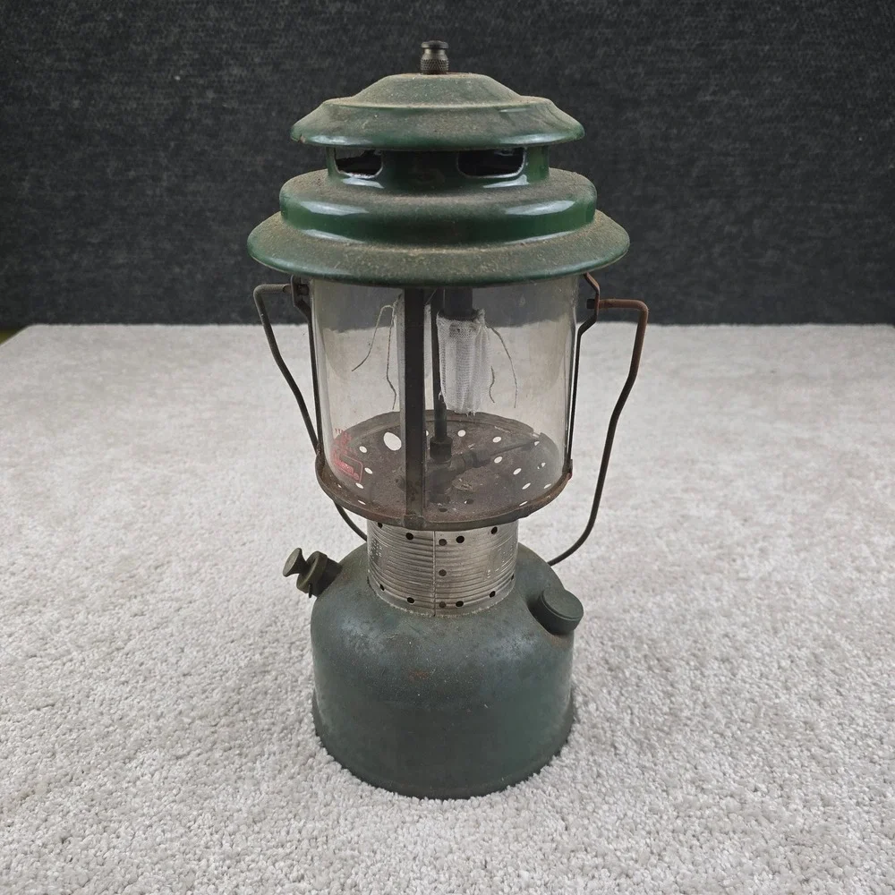 1971 Coleman Lantern Green Vintage Model 220F Dual Mantle Good Condition‎